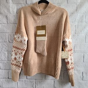 Christian Siriano Tan Winter Sweater & Sock Set NWT SZ M